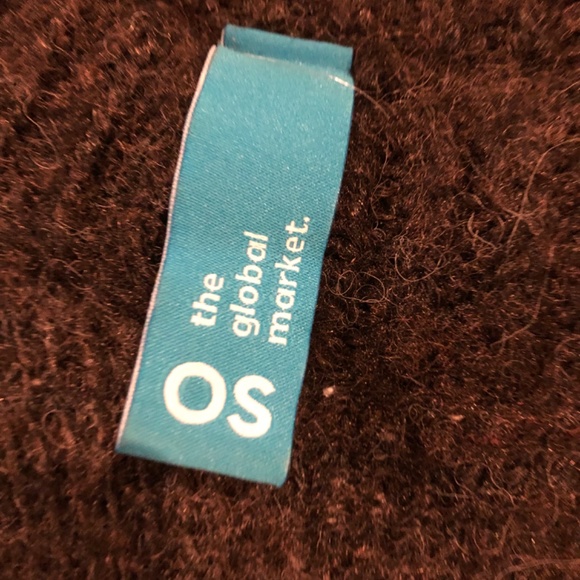 Caposhie sweater tree detail - Picture 2 of 3